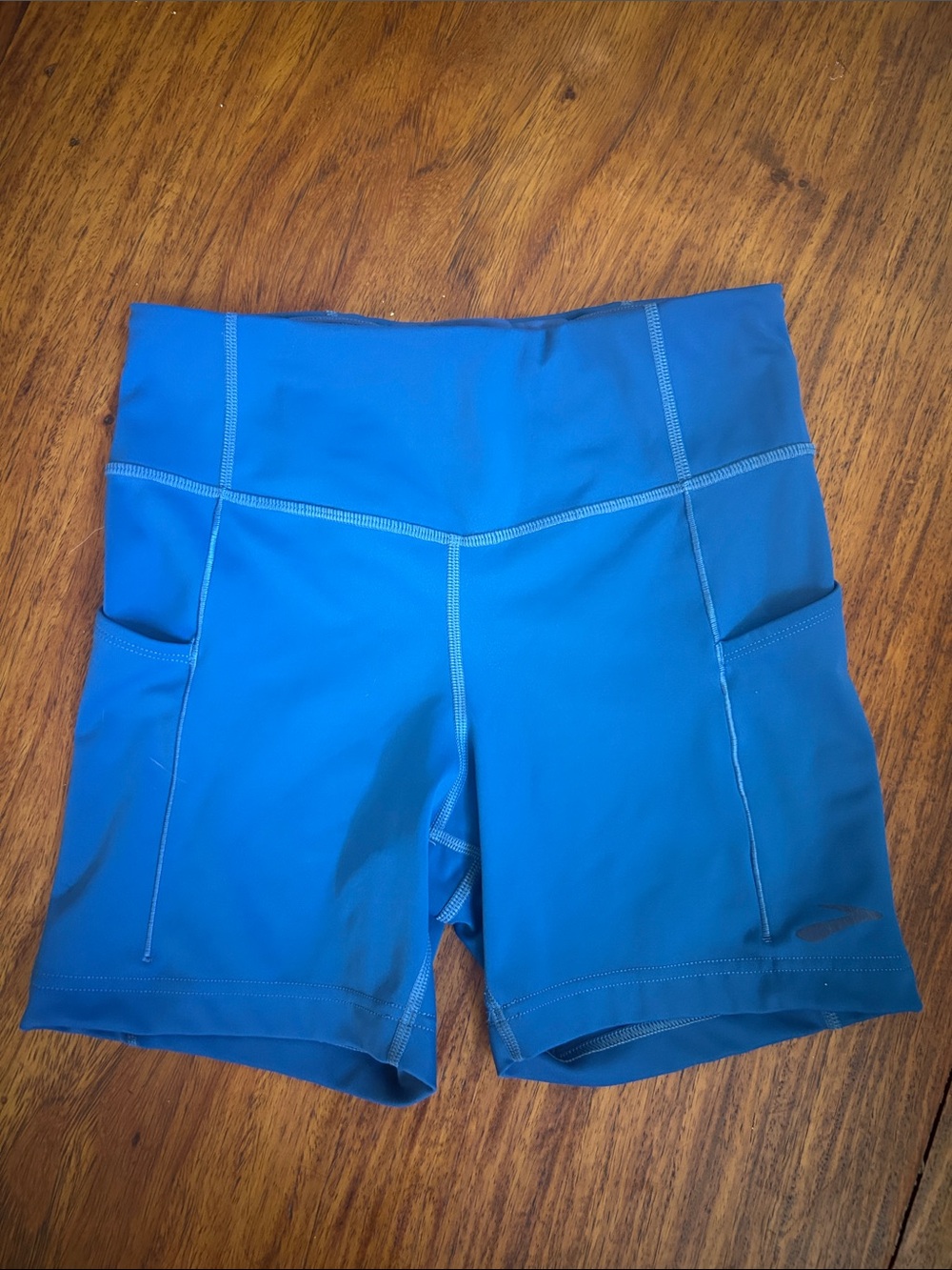 Brooks women’s running shorts, size 5